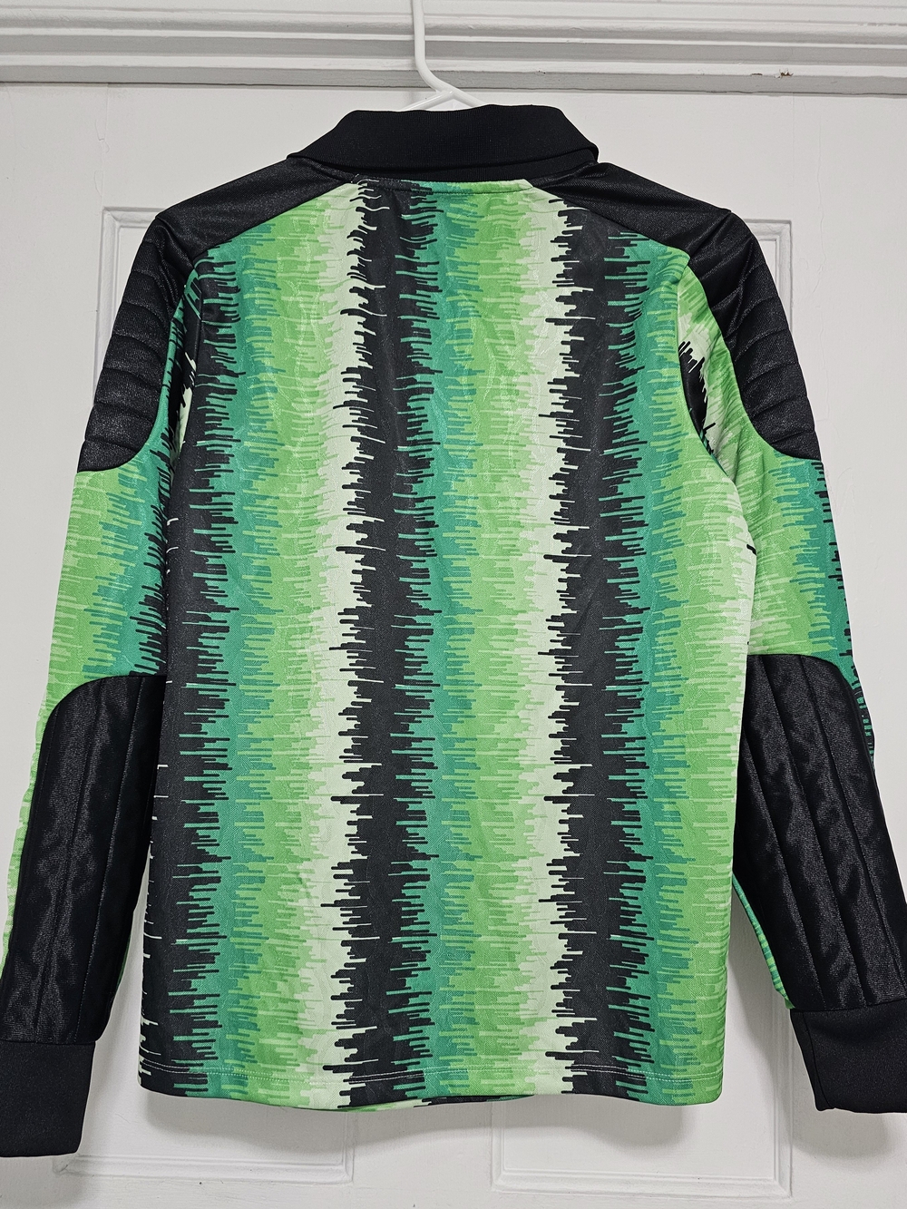 adidas Originals Men’s Long Sleeve Striped Polo Green/Black Logo Size M FM1980 - Picture 6 of 14